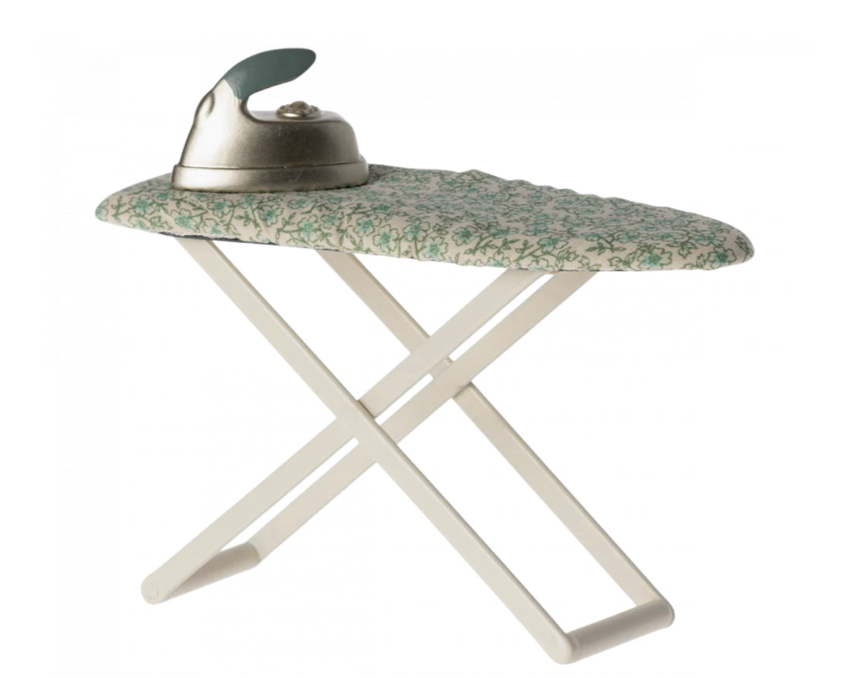 Mouse Ironing Board
