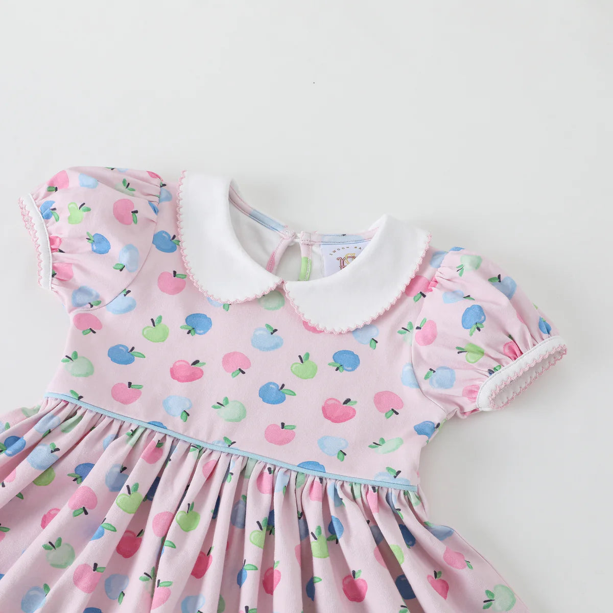 Apple scallop pocket dress