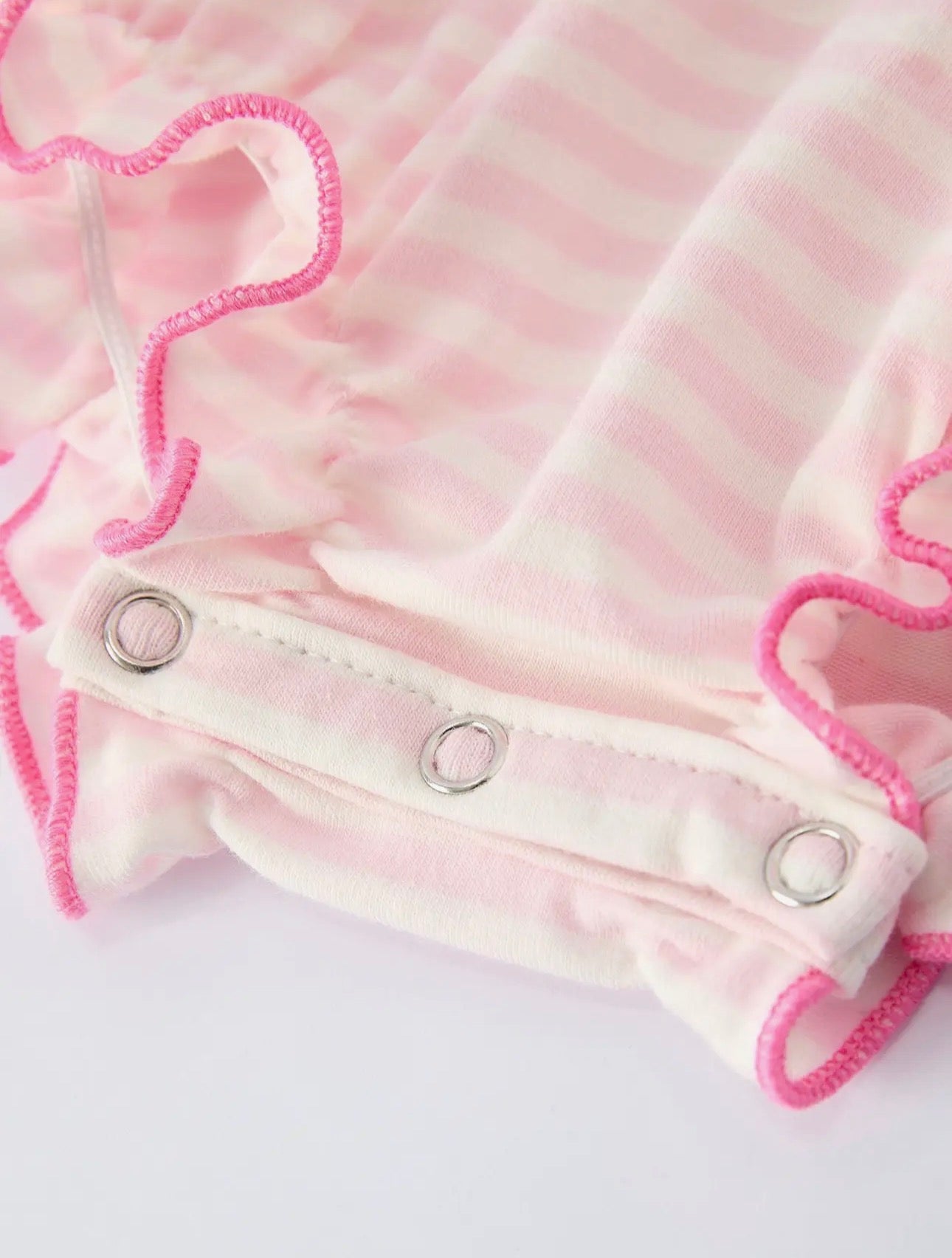 Strawberry knit bubble